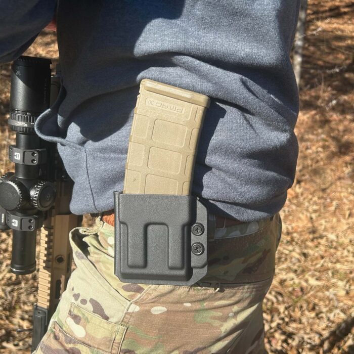 Belt-Mounted AR Mag Carrier